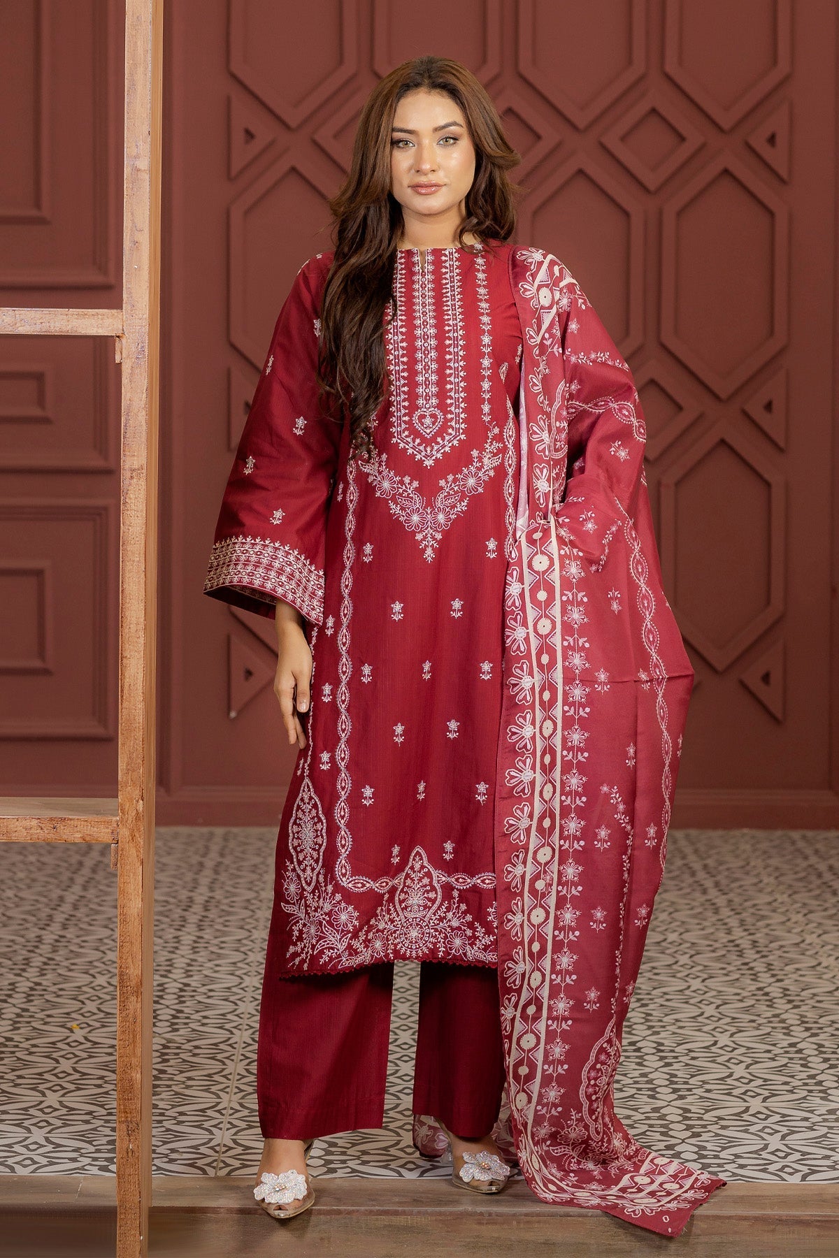 3 Piece Embroided Lawn Suit Elite