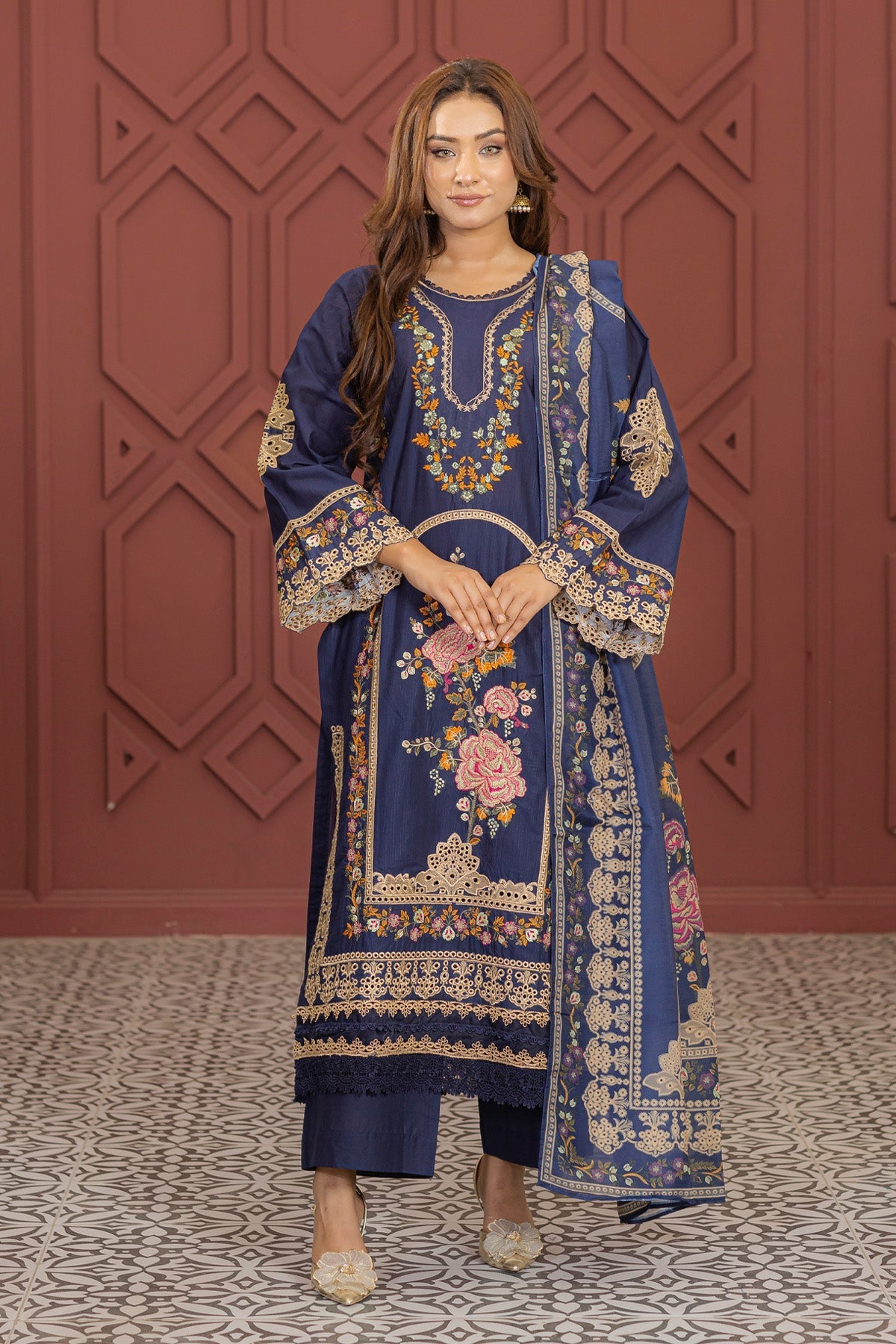 3 Piece Embroided Lawn Suit Elite
