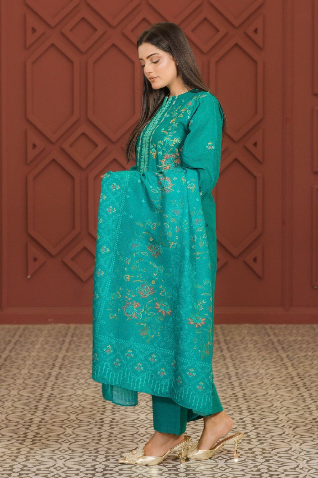 3 Piece Embroided Lawn Suit Elite