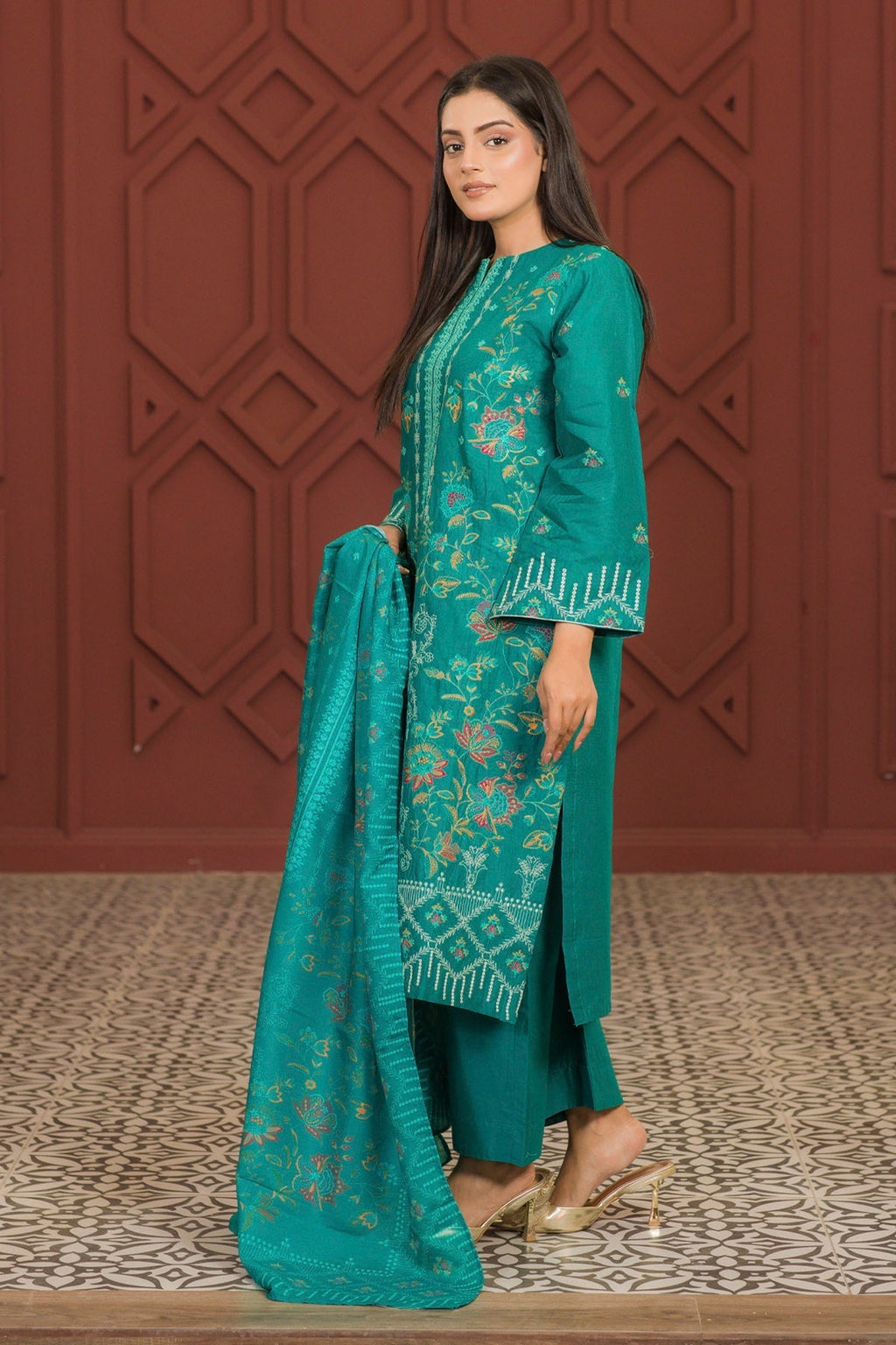3 Piece Embroided Lawn Suit Elite