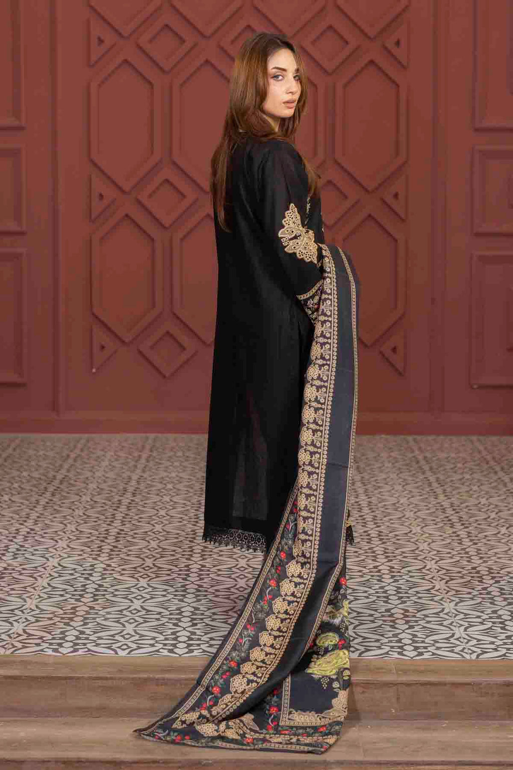 3 Piece Embroided Lawn Suit Elite