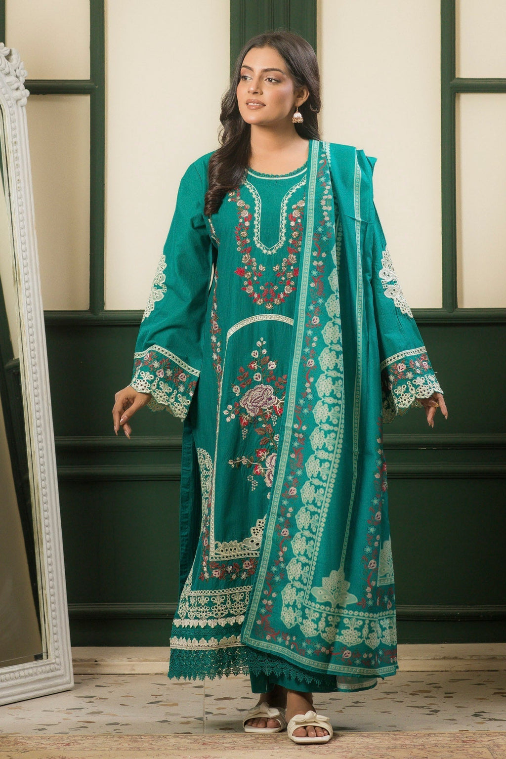 3 Piece Embroided Lawn Suit Elite
