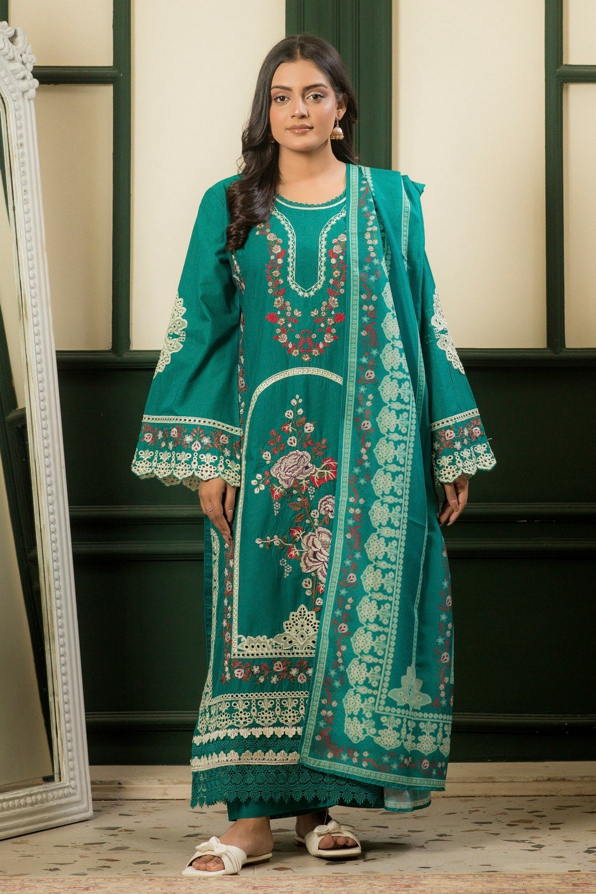 3 Piece Embroided Lawn Suit Elite