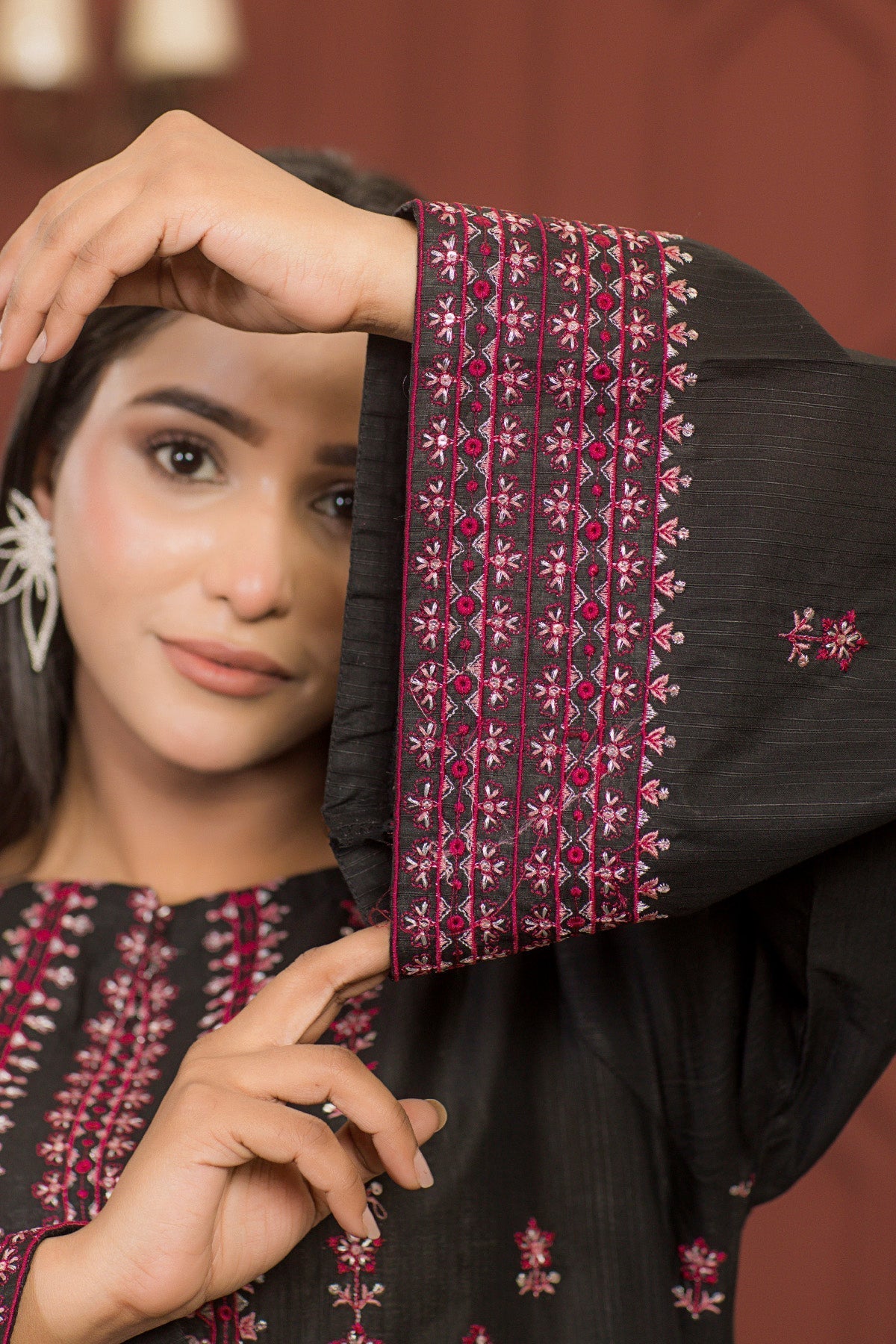 3 Piece Embroided Lawn Suit Elite