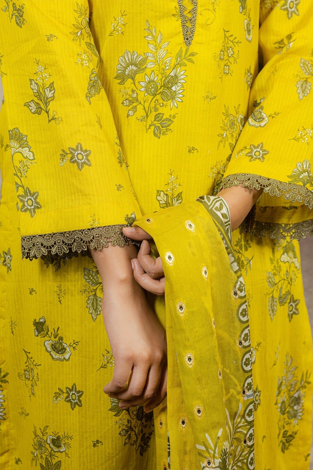 3 PC Printed Lawn Classic