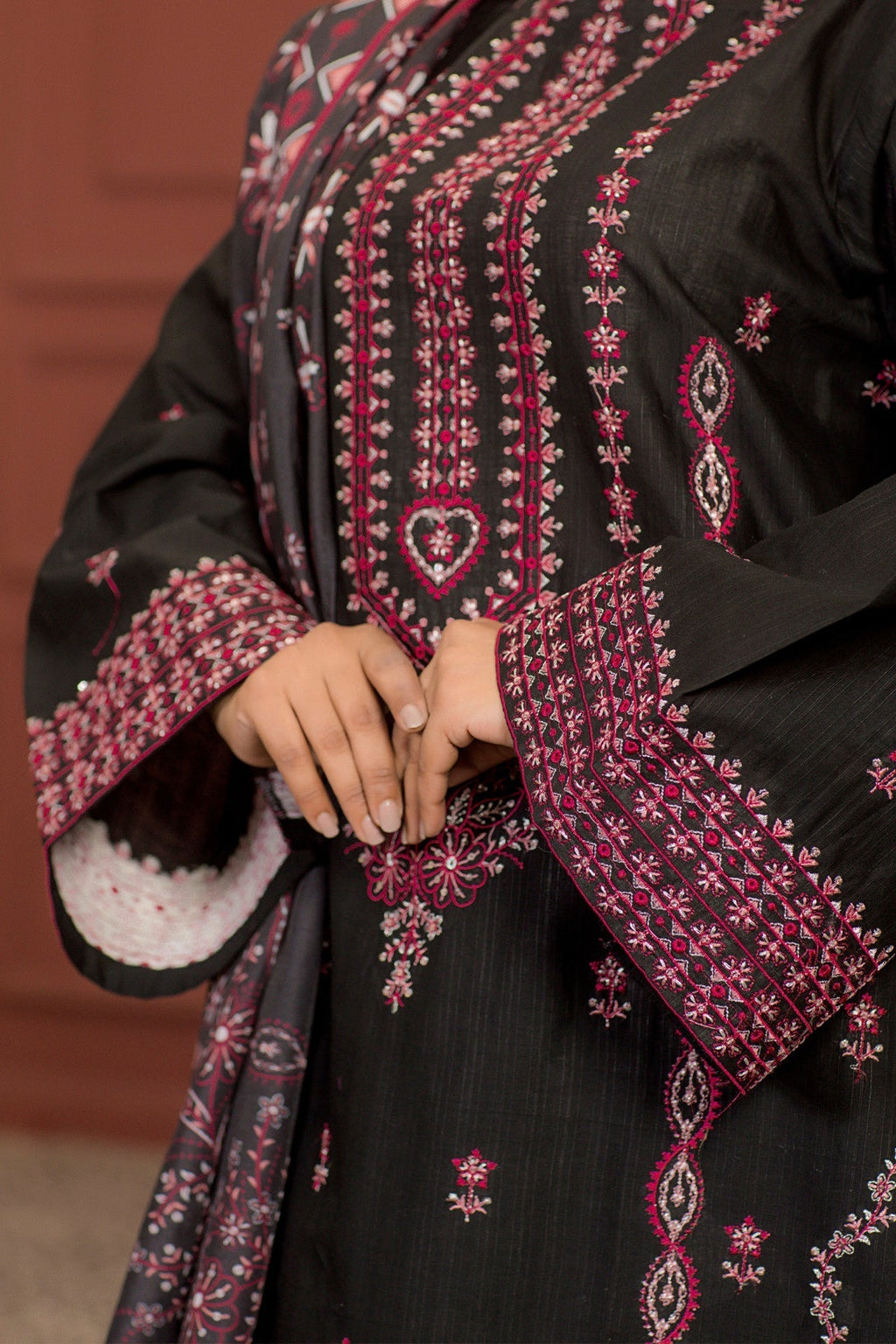 3 Piece Embroided Lawn Suit Elite