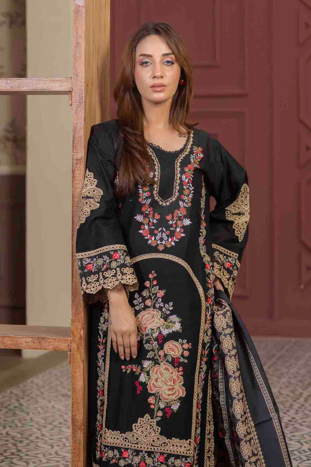 3 Piece Embroided Lawn Suit Elite