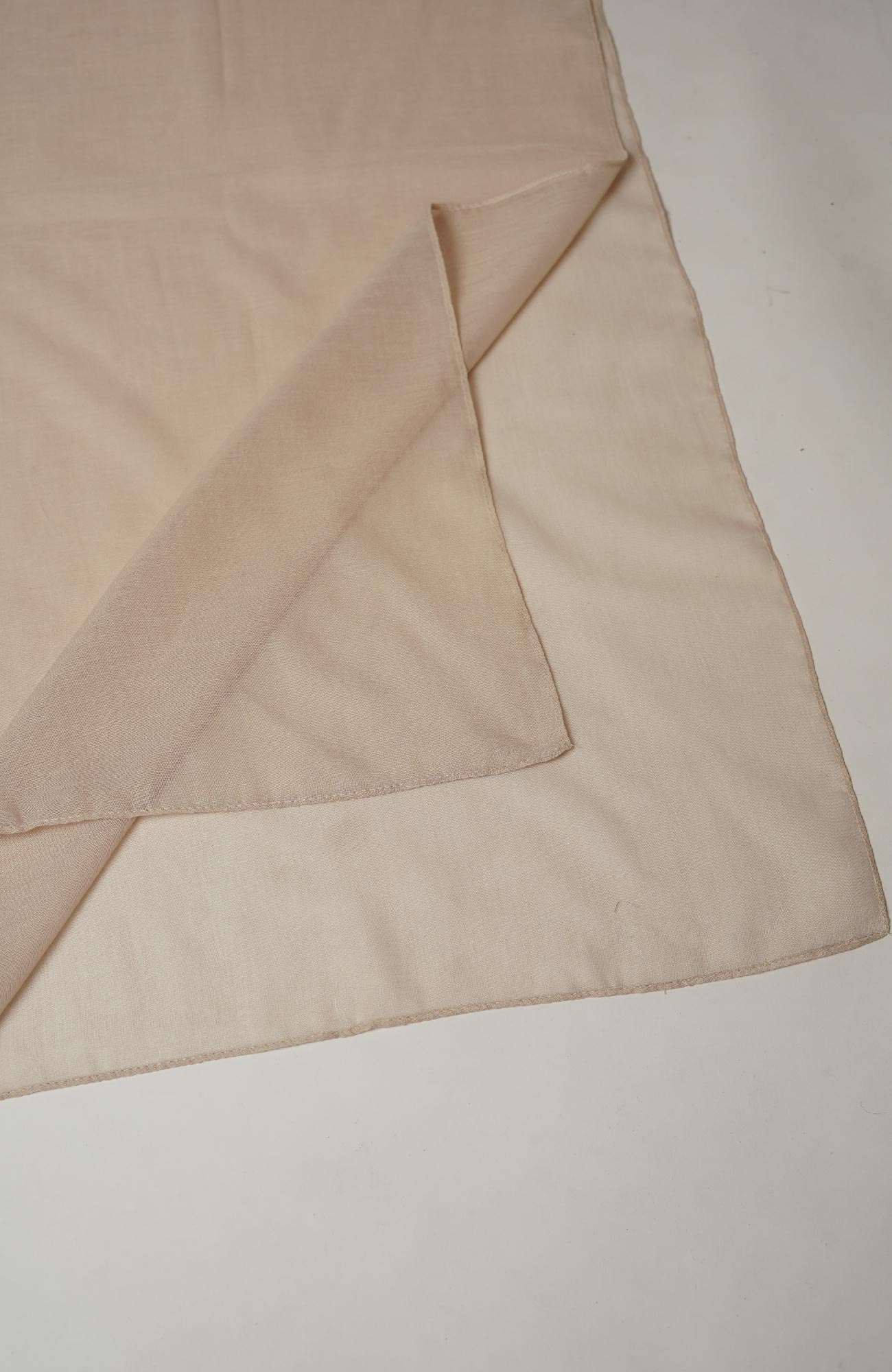 Airy Cotton Hijab-Soft Pink