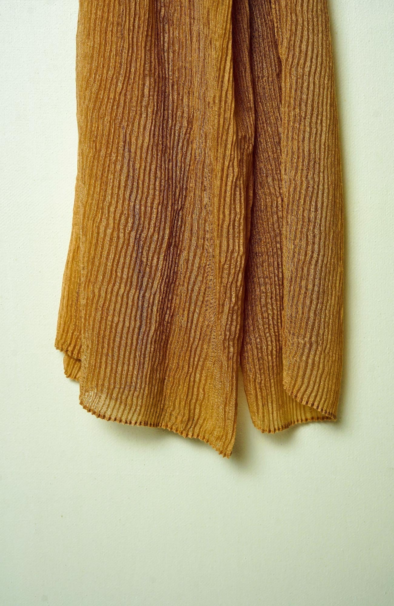 Lawn Pleated Hijab - Bronze