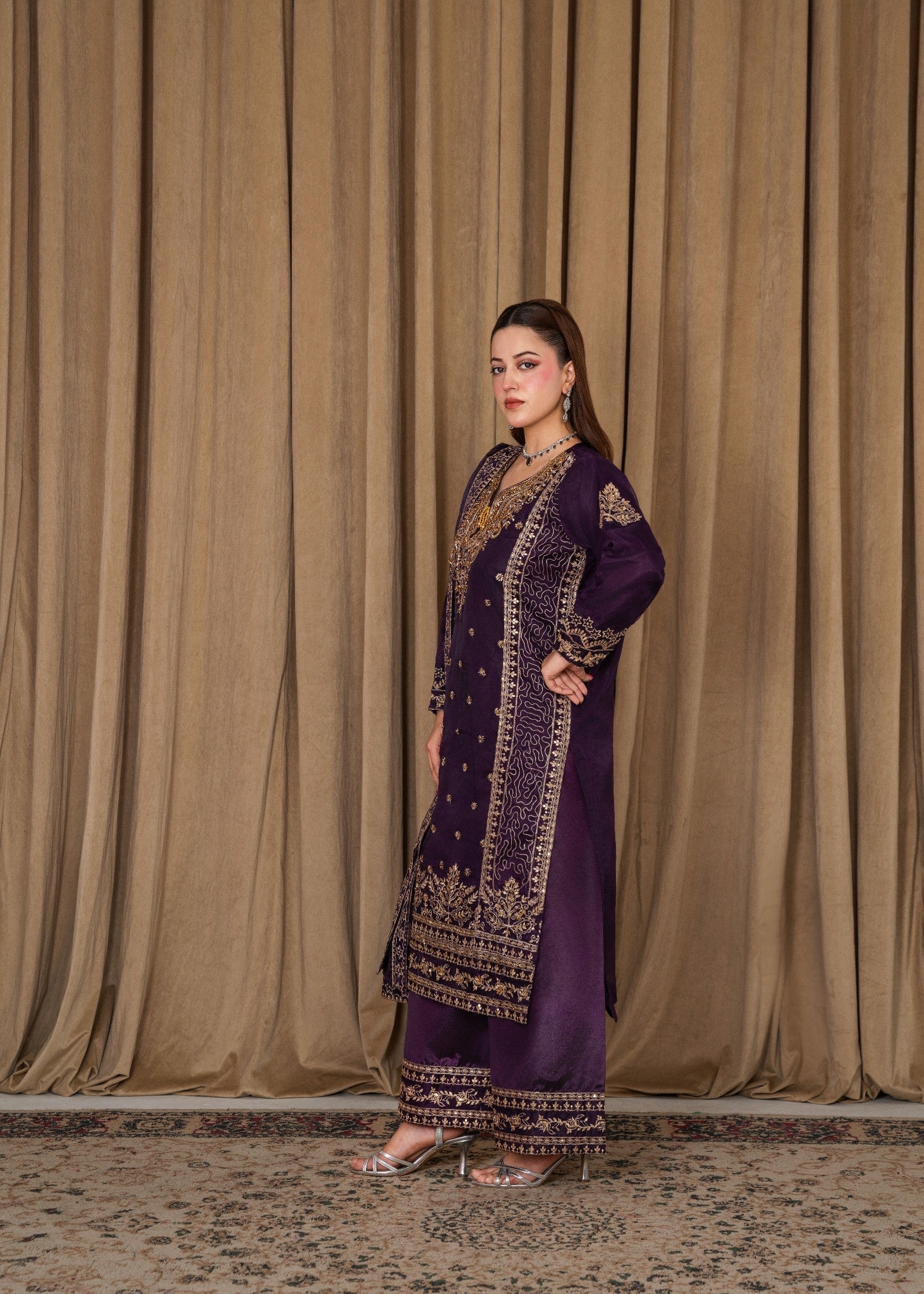 Gulnar (Purple)