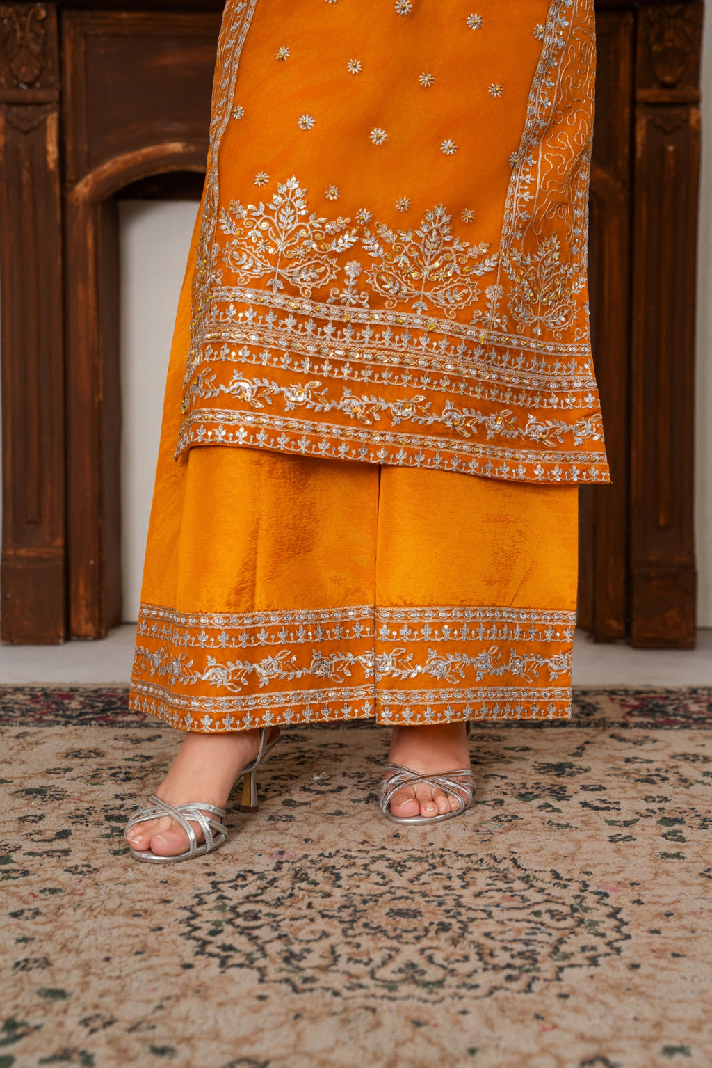 Gulnar (Orange)