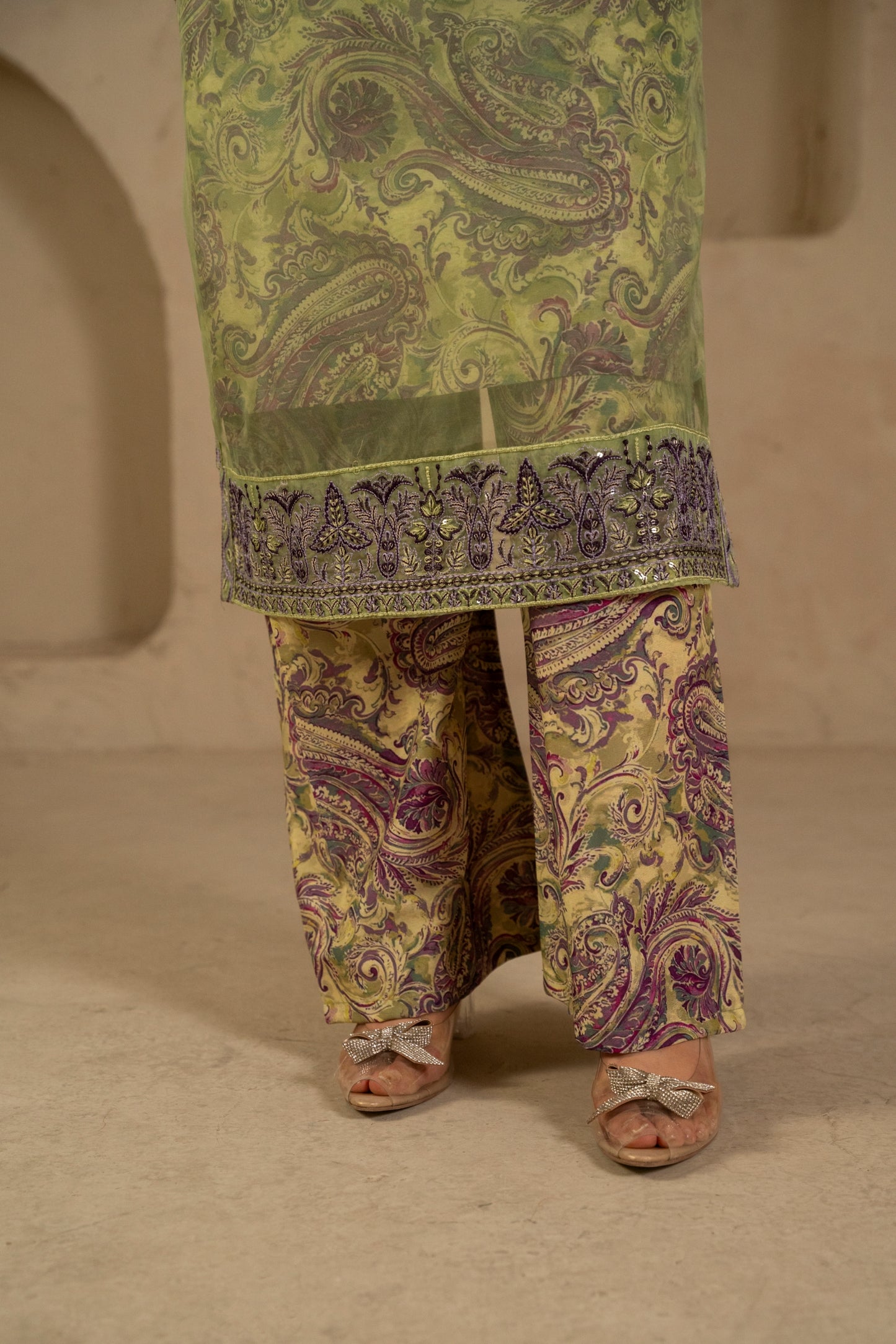 Gul Bahar (Pistachio Green)