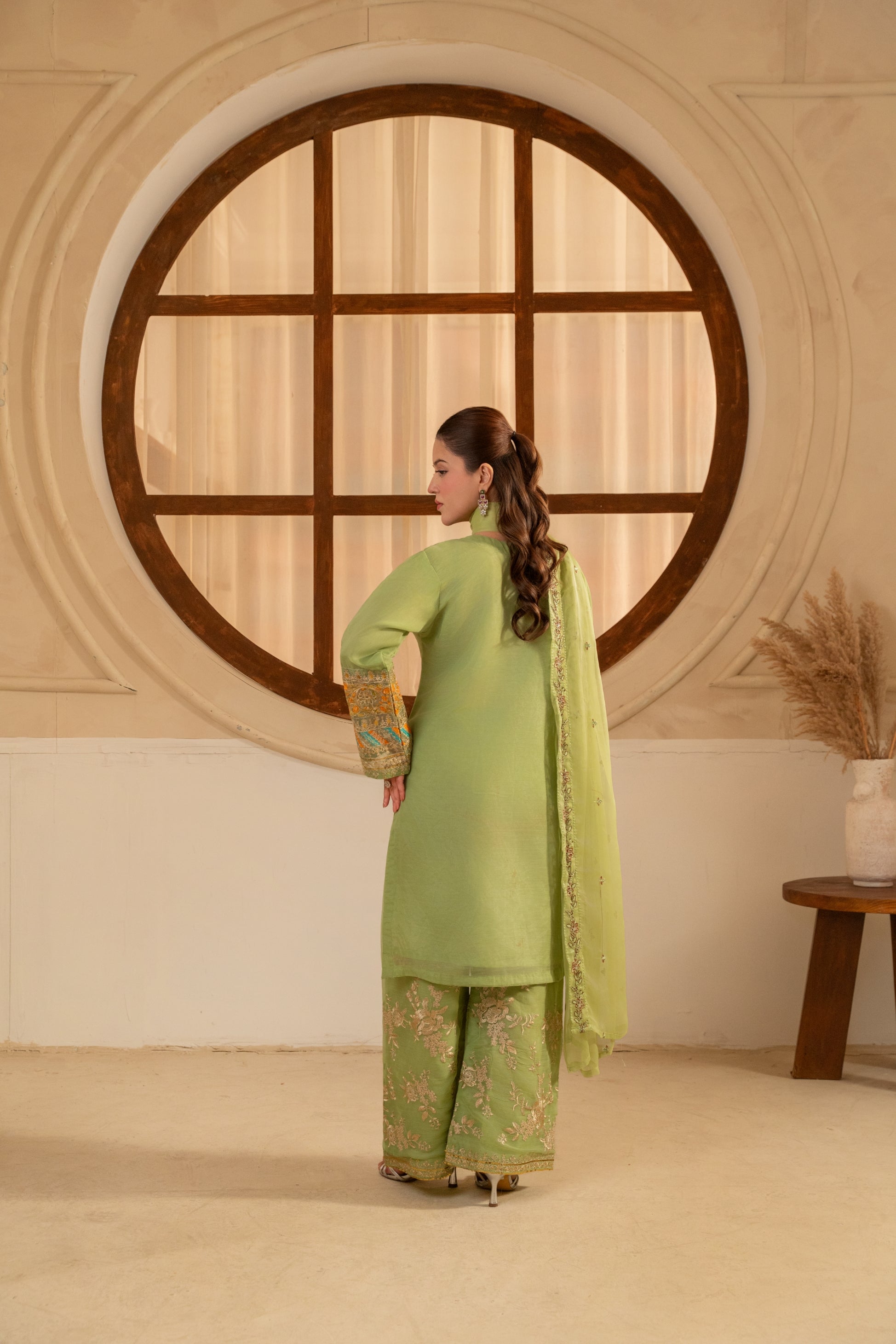 Zeen (Pistachio Green)