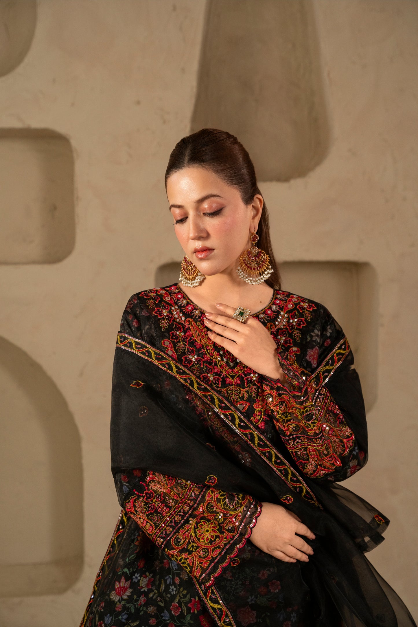 Gul Bahar (Black)