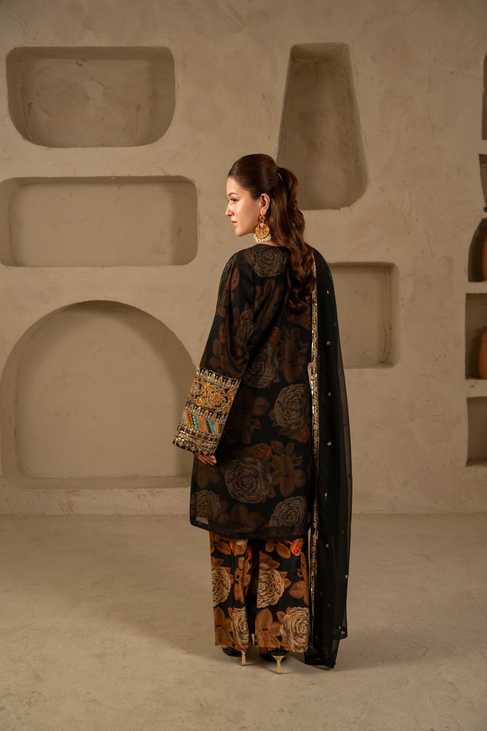 GUL E RANA (Black)