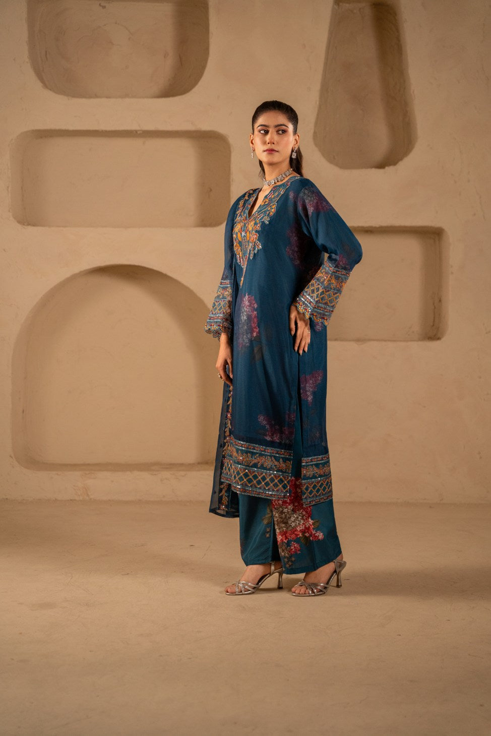 Gul Rukh (Blue)