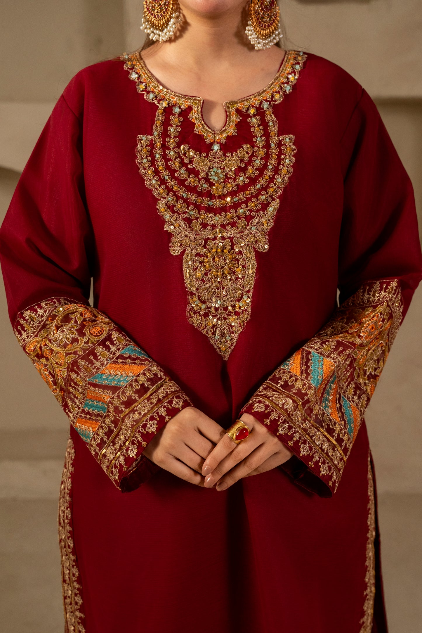 Zeen (Maroon)
