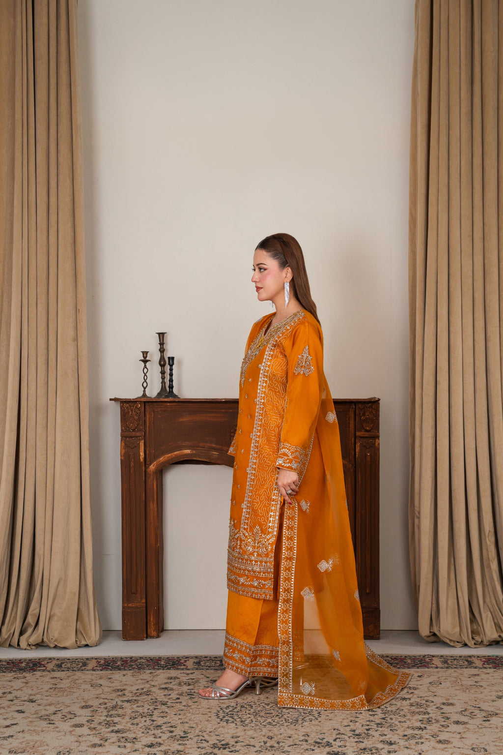 Gulnar (Orange)