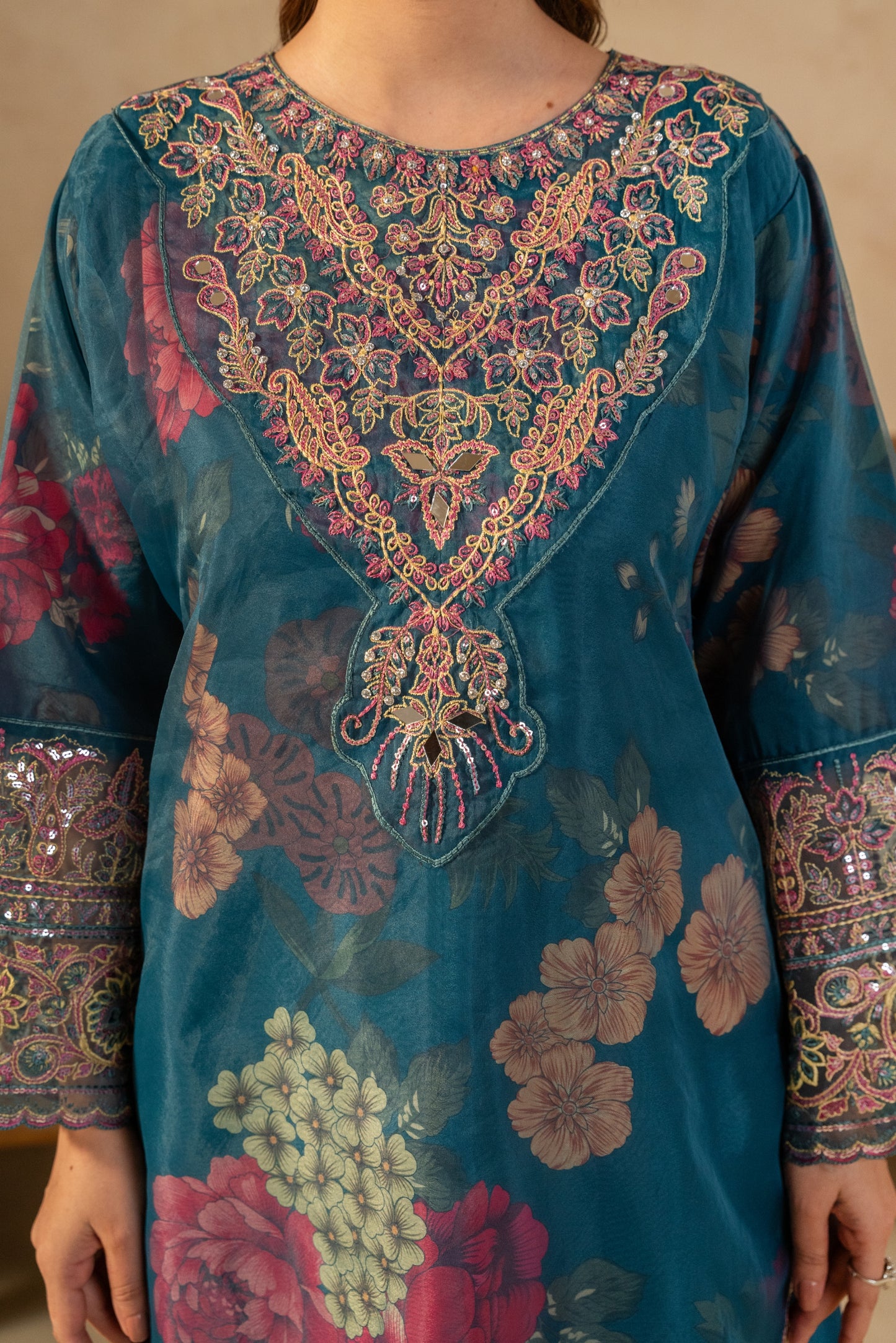 Gul Bahar (Pine Green)