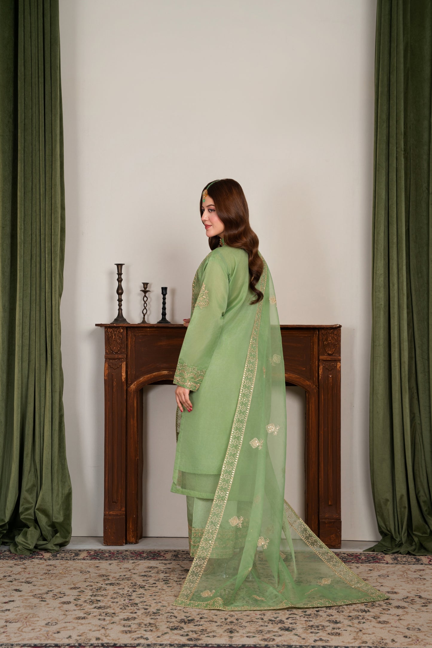 Gulnar (Apple Green)