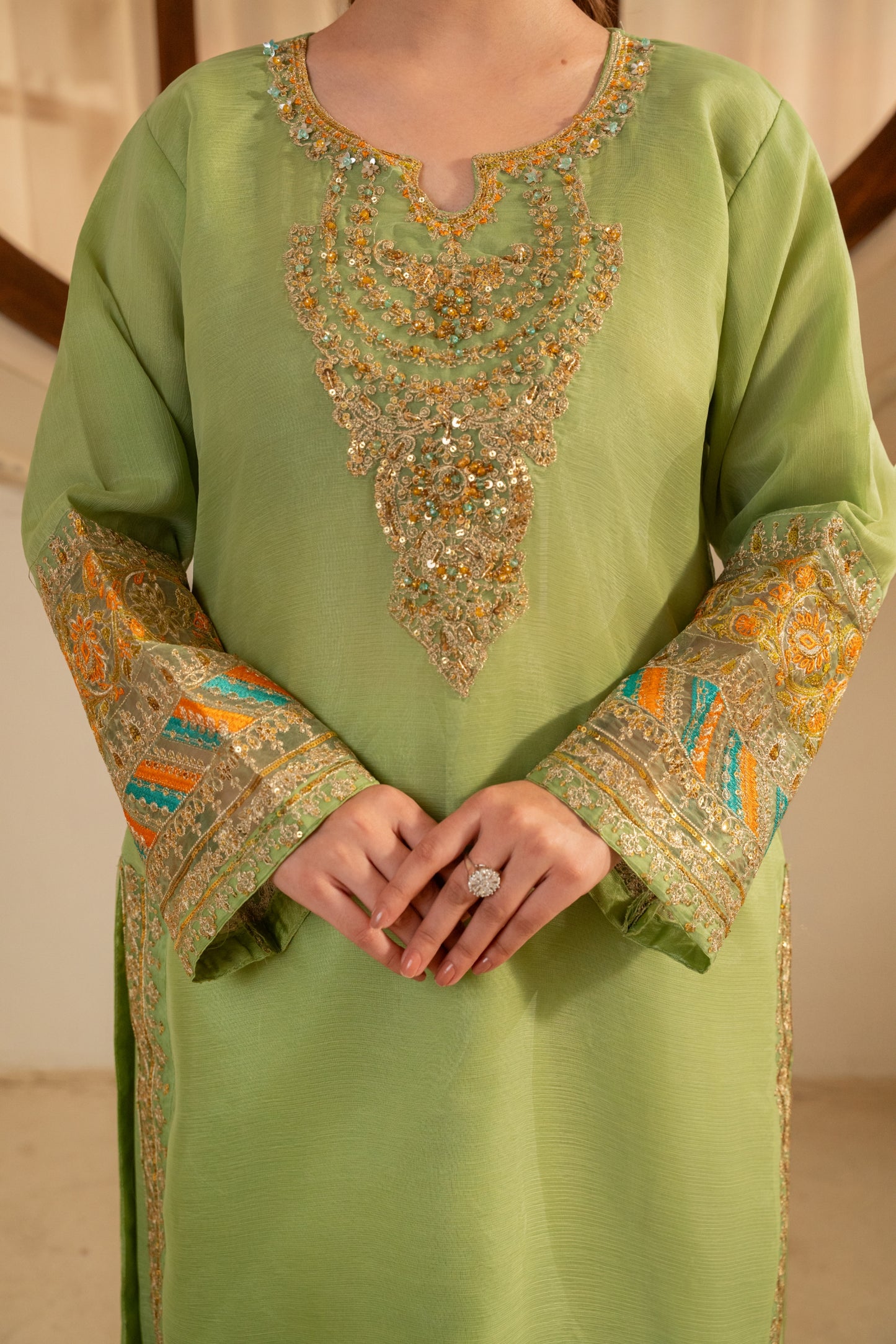Zeen (Pistachio Green)