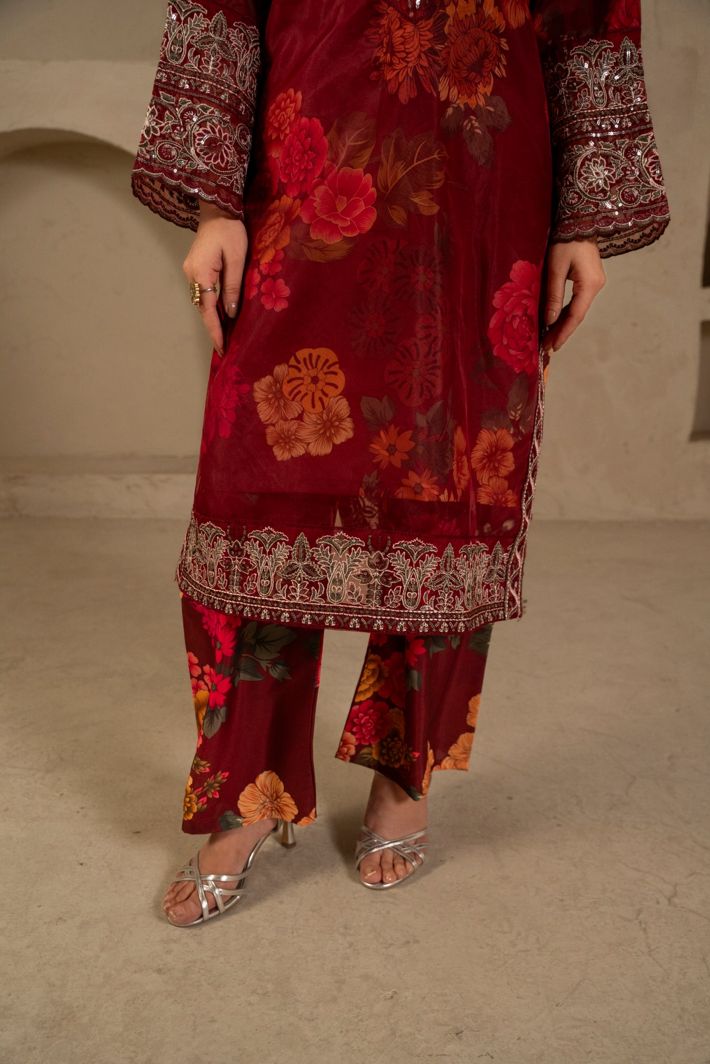 Gul Bahar (Maroon)